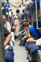 Kyrgyzstan_handbike_Cernohous_Ales (7)