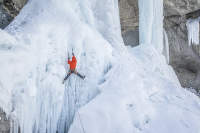 lezení v ledu mačky