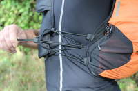 Bezecka_vesta_deuter_Ascender_7_stahovani