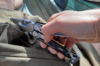 Oprava kalhot na treku