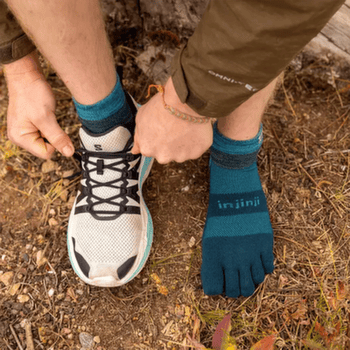Ponožky Injinji Trail Midweight Mini Crew Xtralife MIDNIGHT