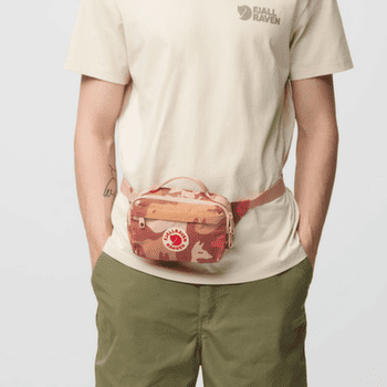 Ľadvinka Fjällräven KANKEN GRAPHICS HIP PACK Nimbus Blue-Hidden Animals