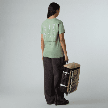 Triko krátký rukáv The North Face CONNECT RELAXED SS TEE-GRAPHIC Women WHITE DUNE