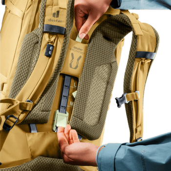 Batoh deuter Aircontact Core 65+10 SL graphite