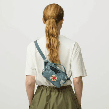 Ľadvinka Fjällräven KANKEN GRAPHICS HIP PACK Nimbus Blue-Hidden Animals