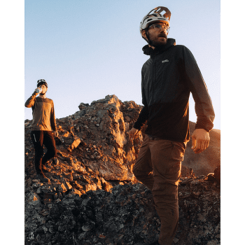 Bunda Mons Royale Diversion Merino Wind Jacket Black