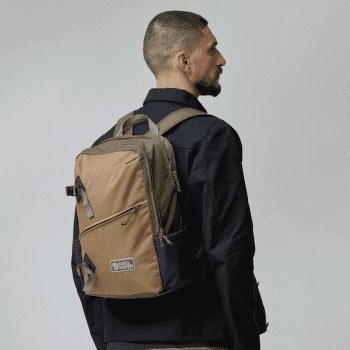 Batoh Fjällräven Vardag Backpack 17 Coal Black