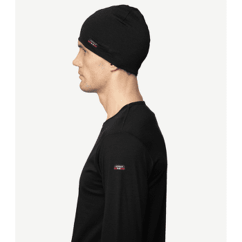 Čiapka Devold Breeze Cap 740A Beetroot