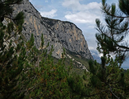 Pohodové vícedélkové lezení v Arcu