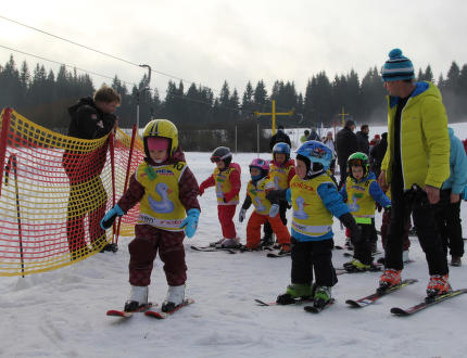 Ako naučiť deti lyžovať - rady, tipy a techniky