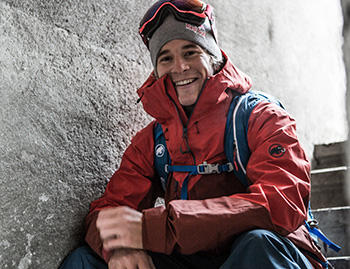 Švýcar Jérémie Heitz posouvá hranice lyžařského sportu. Sjel 15 alpských vrcholů!