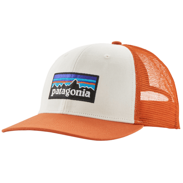 Šiltovka Patagonia P-6 Logo Trucker Hat White w/Redtail Rust