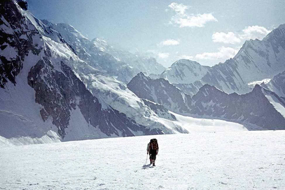 19 - Hindúkuš, Pochod po ledovci (35x45)
