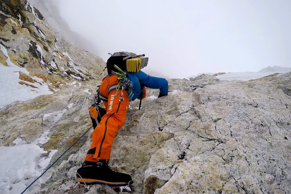 TEST_bunda_MAMMUT_EIGER_NORDWAND_DOWN_LIGHT_HOODED_JACKET (1)