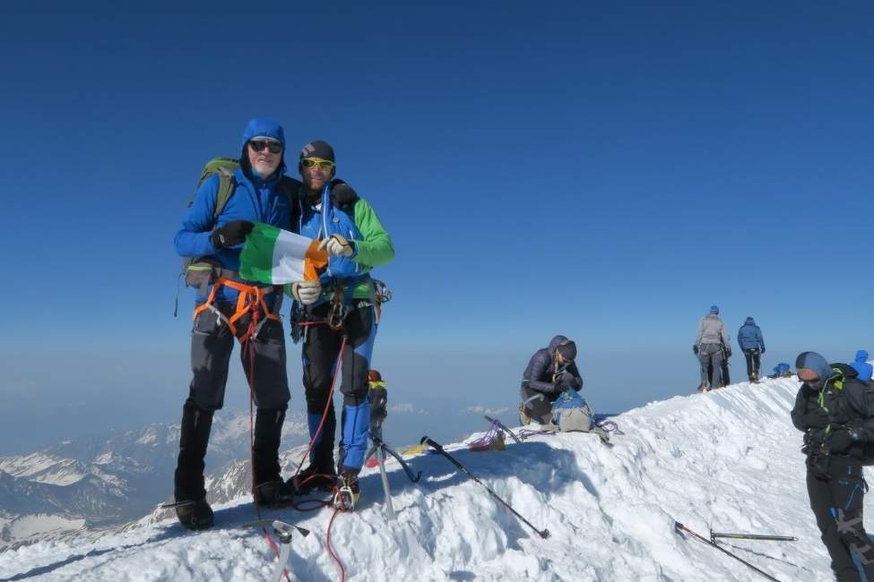 Mont Blanc s horským vůdcem